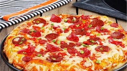 Ev Yapımı Kolay Pizza Tarifi