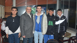 Gençler Arıcan'ı Destekliyor