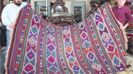 Balıkesir'de Eski Halı ve Kilimler Dönüşüyor