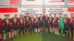Futbol Turnuvasında Sındırgı OİM Zafere Ulaştı