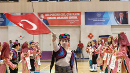 Edremit'te Minik Yüreklerin Coşkusu