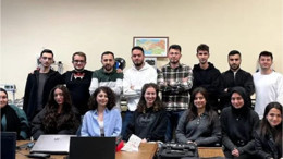Kepsut'tan Öğrencilerin Eğitimine Destek