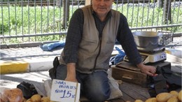 Balıkesir Pazarında Pazarcılar Bayramın Bereketini Yaşadı
