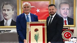 Genel Başkan Yardımcısından Mesaj: 'Yeni bir hamle gerek'