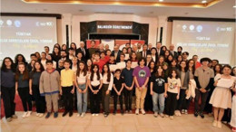 Balıkesir'de Bilim Rüzgarı! Ödüllerine Kavuştular