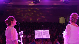 Burhaniye'de Nostalji Dolu Bir Gece Yaşandı