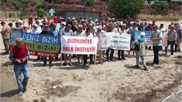 Burhaniye'deki Çevrecilerden Kıyı Koruma Çağrısı