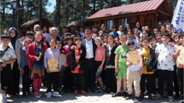 Balıkesir'de Çocuk Üniversitesi Öğrencileri Stres Attı!