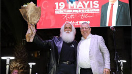 Suavi Balıkesir’de Bakın Hangi Şarkıyı Söyledi!