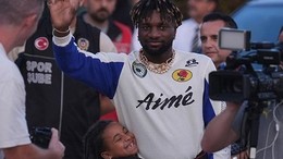 Fenerbahçe, Allan Saint-Maximin'i Kiraladı