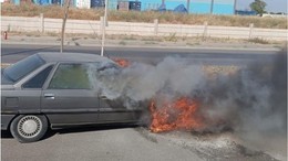 Balıkesir'de Otomobil Seyir Halindeyken Alev Aldı!