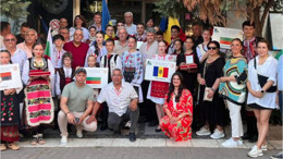 Erdek'ten Uluslararası Halk Dansçılarına Ev Sahipliği
