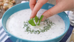 Yazın Vazgeçilmezi: Ayran Çorbası Nasıl Yapılır?