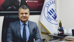 Edremit Belediyesinde Biri Git! Diğeri Gel! Dedi