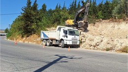 Bigadiç'te O Bölgedeki Yollar Genişliyor