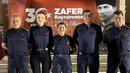 Balıkesir İtfaiyesi Personeli, Zafer Bayramı Resepsiyonuna Katıldı