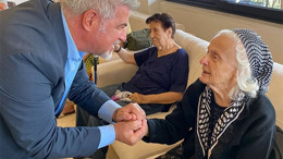 Atatürkçü Düşünce Derneği'nden Yaşlılara Moral Desteği