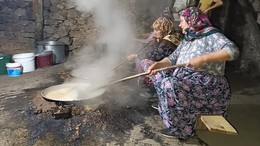 Balıkesir'de Pekmez Toprağıyla Yeni Bir Lezzet Doğuyor