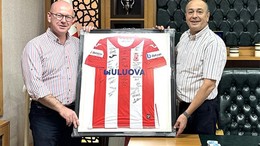 Balıkesirspor’a Serkan Sarı’dan Ziyaret ve Destek