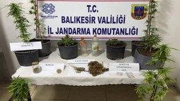 Jandarma'dan Uyuşturucu Tacirlerine Suç Üstü