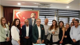 Bandırma Belediye Personelinden Başkan Mirza'ya Sürpriz