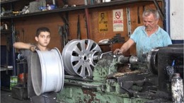 Balıkesir Sanayi Esnafı "Çöp Toplanmıyor"