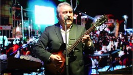 Ümit Besen Şarkılarıyla Gönen'i Coşturdu