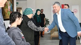 Başkan Mesut Akbıyık’tan Huzurevi Ziyareti