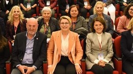 CHP Kadın Kolları, Yönetici Eğitimlerine Başlıyor