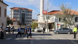 İvrindi'de Yaya Güvenliği İçin Nöbet Tutuldu