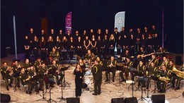 BAÜN'de Ayakta Alkışlandı!