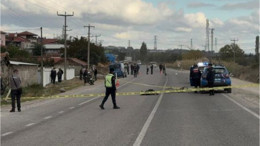 Gönen'de Bisiklet Sürücüsü Kamyonun Altında Kaldı!