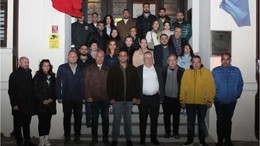 CHP Atatürk’e Saygı İçin Gece Nöbetteydi