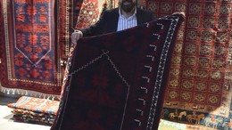 Balıkesir’de Yağcıbedir El Dokuma Halıları Sergisi Açıldı