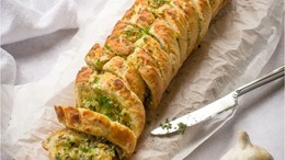 Sarımsaklı Ekmek Tarifi