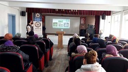 Balıkesir’de Öğrenci ve Velilere Siber Suçlarla Mücadele Eğitimi