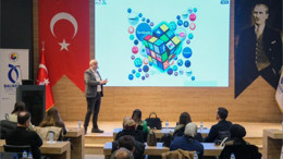 Balıkesir’de Dijital Pazarlamanın Püf Noktaları Paylaşıldı