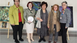 Balıkesir’li Ressamlardan Edremit’te ‘Sevginin Gücü Kadın’ Temalı Sergi