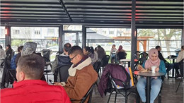 Soğuk Kış Gününde Kafeler Doldu Taştı!