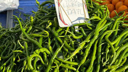 Balıkesir Semt Pazarında Biber Fiyatları Cep Yakıyor!