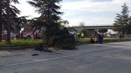 Balıkesir'de Otomobil Takla Attı: 5 Yaralı