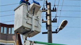 Elektrik Direği Yol Ortasından Kaldırıldı