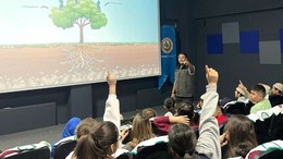 Sındırgı’da Çocuklara Çizgi Filmle 'Orman Bilinci Eğitimi'