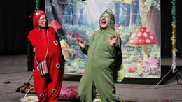 Balıkesir Tiyatro Rüzgârı İzmir’de Esti