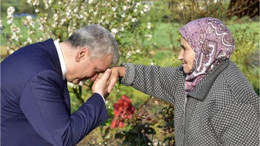 Vekil Canbey’den Anneler Günü Mesajı