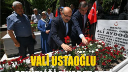 Vali Ustaoğlu, Şehit Aileleriyle Birlikte Şehitliği Ziyaret Etti