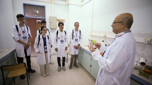 Depremzede öğrenciler Balıkesir'de nanoteknoloji ile tanıştı