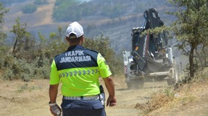 Çömlekçi ’deki Yangın 20 Dönüm Makilik Alana Zarar Verdi