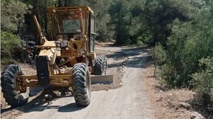 Bigadiç Belediyesi’nden Kürsü Mahallesi’nde Arazi Yolu Atağı