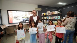 Minik Karikatüristler İş Başında!